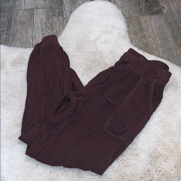 American Eagle 🦅 Pants - Picture 1 of 3